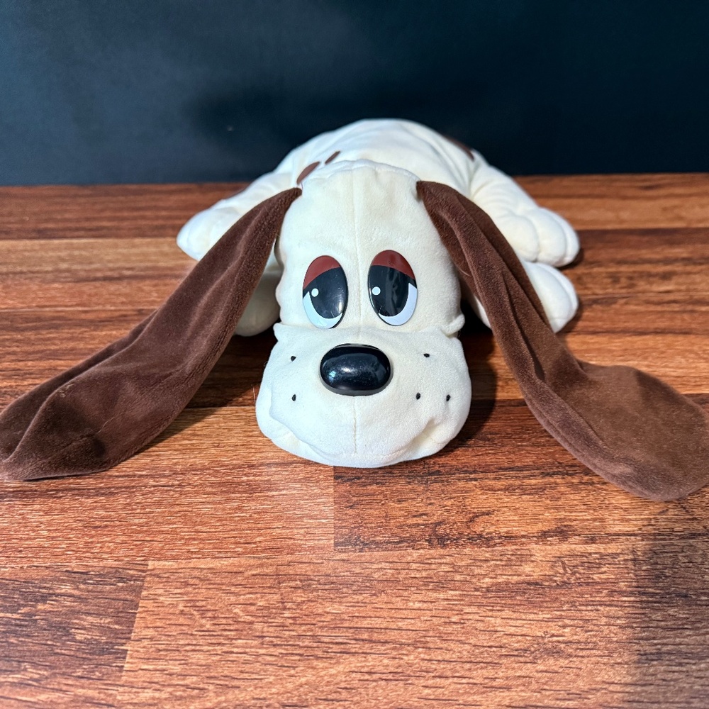 Vintage Pound Puppy Stuffed Animal - Picture 3 of 12